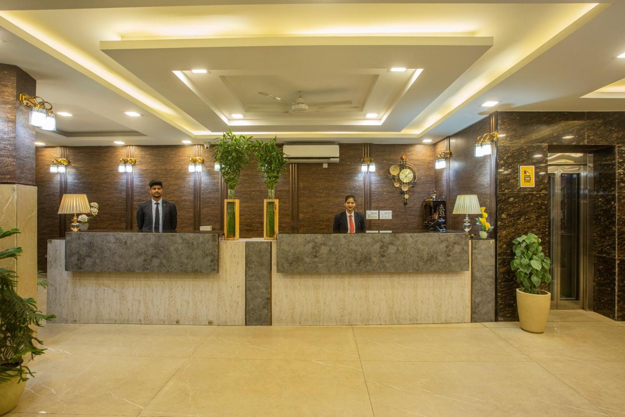 Hotel The Prithvi Near Delhi Airport نيودلهي المظهر الخارجي الصورة