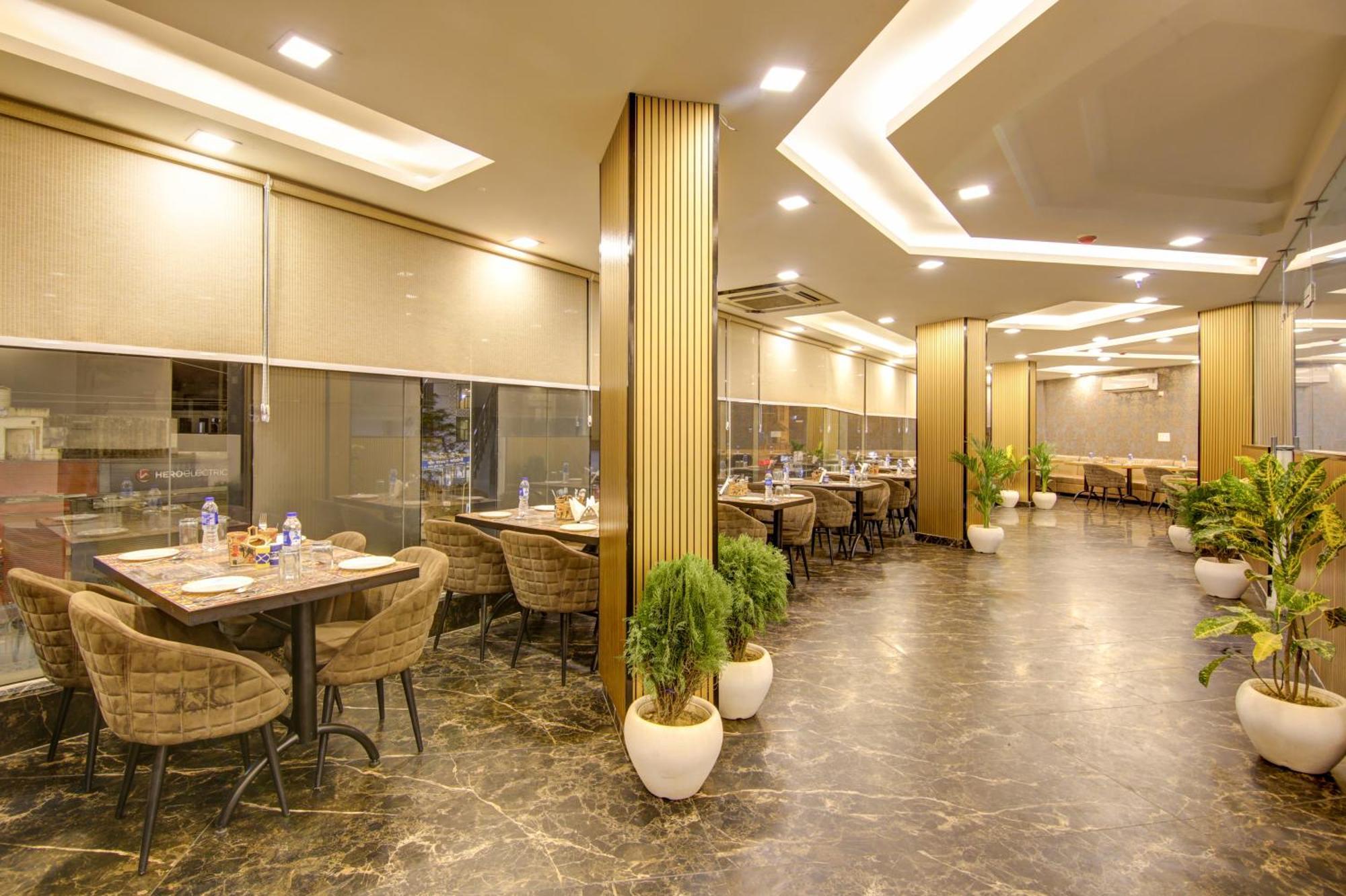 Hotel The Prithvi Near Delhi Airport نيودلهي المظهر الخارجي الصورة