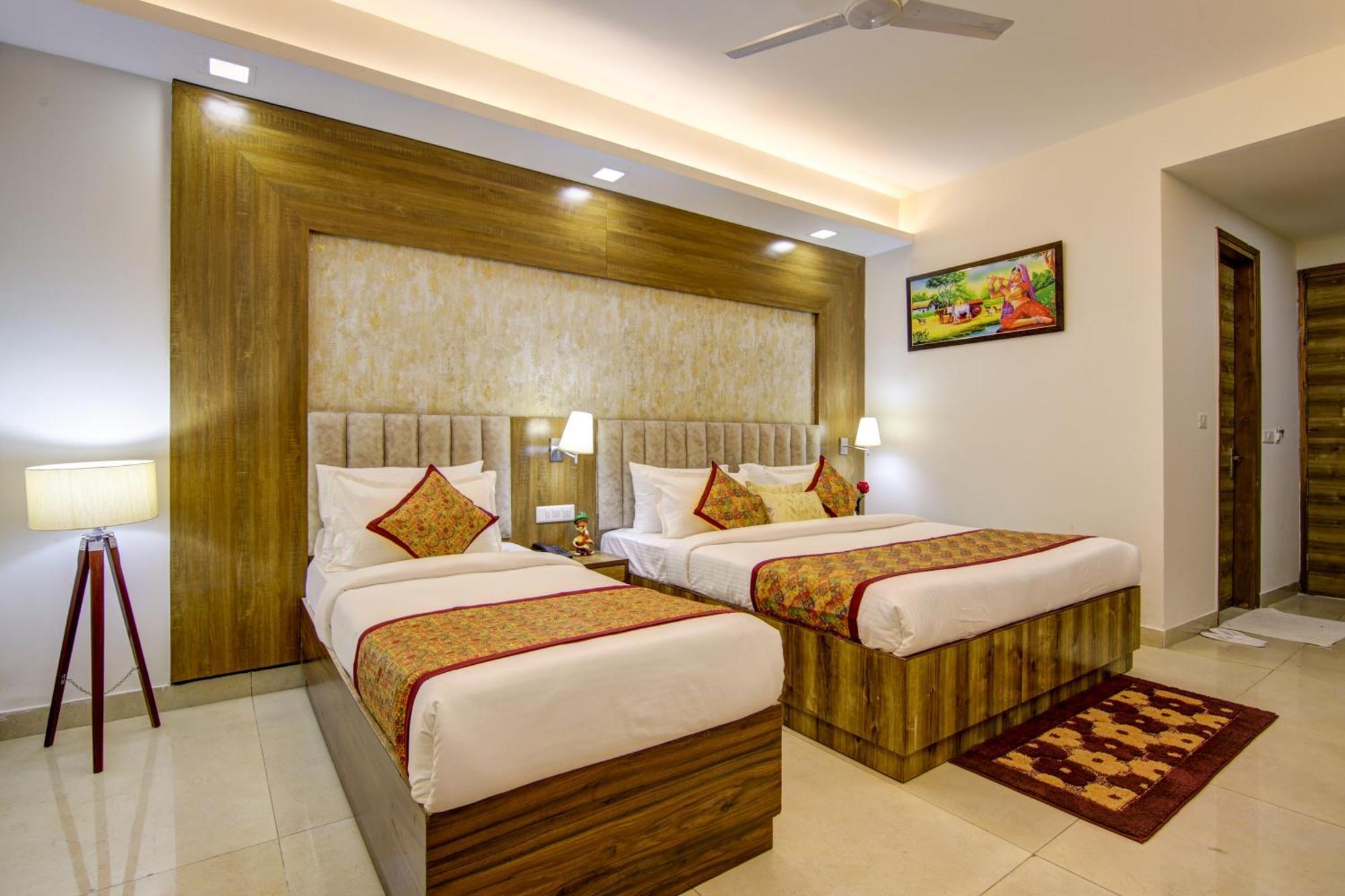 Hotel The Prithvi Near Delhi Airport نيودلهي المظهر الخارجي الصورة